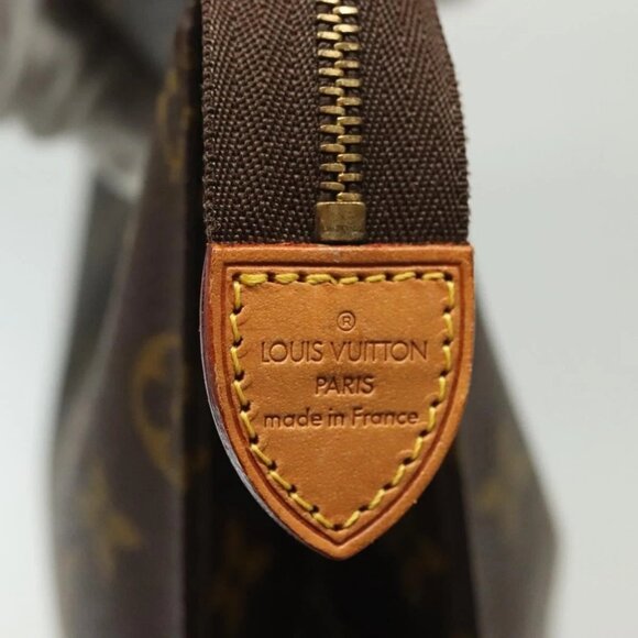 LOUIS VUITTON Monogram Poche Toilette 26 Pouch M47542 LV Auth 137596 - Picture 14 of 16